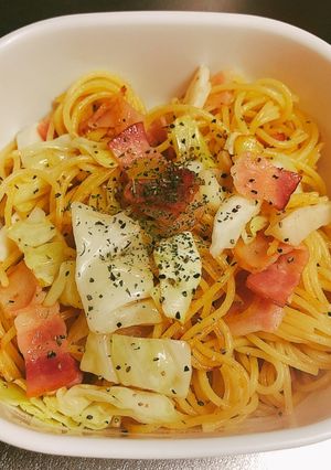 春キャベツとベーコンのコンソメパスタ-レシピのメイン写真