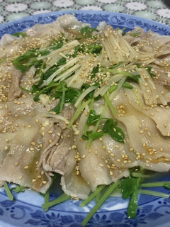 豚バラえのきと豆苗蒸し-レシピのメイン写真