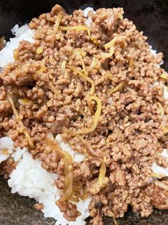簡単もやしそぼろ丼-レシピのメイン写真