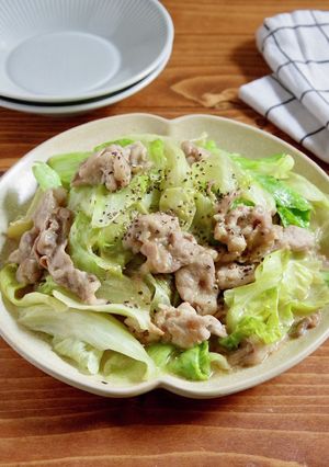 ☆簡単☆レタスと豚こまの味噌マヨ炒め-レシピのメイン写真