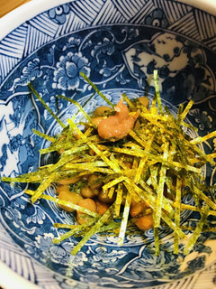 納豆の刻み海苔&梅肉チューブのトッピング-レシピのメイン写真