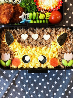 キャラ弁 ポケモンピカチュウそぼろ弁当-レシピのメイン写真