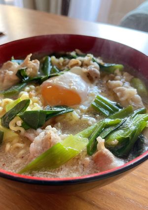 豚肉ネギで簡単ラーメン(サリ麺使用)-レシピのメイン写真