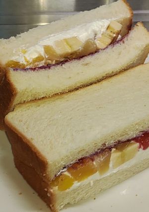 かんたんフルーツサンド~ブルーベリー味-レシピのメイン写真