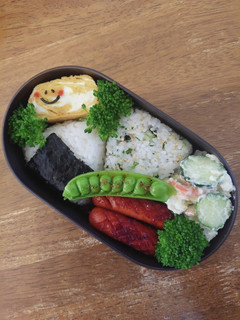 JK☆春のおにぎり弁当♪-レシピのメイン写真