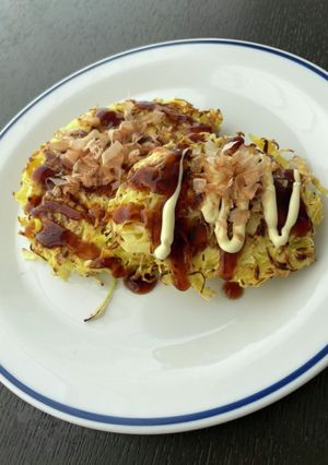 材料3つ！春キャベツのお好み焼き-レシピのメイン写真