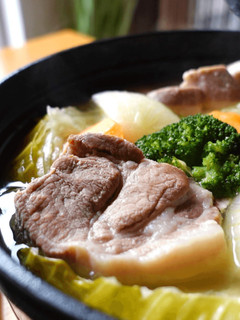 食卓を盛り上げる【豚肉と野菜の塩煮込み】-レシピのメイン写真