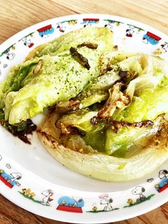 簡単!レタスの丸焼きバター醤油チーズ!-レシピのメイン写真