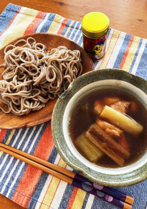 簡単で美味い！鴨せいろ風　鶏ねぎざる蕎麦-レシピのメイン写真