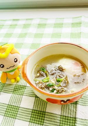 鶏と温泉卵のもずくスープ-レシピのメイン写真
