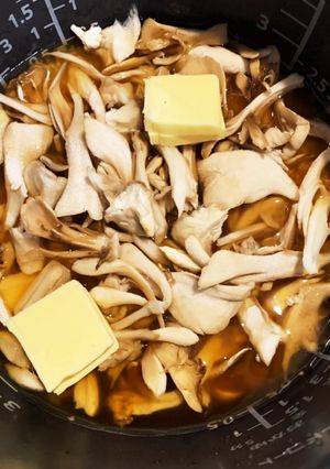舞茸のバター醤油炊き込みご飯-レシピのメイン写真