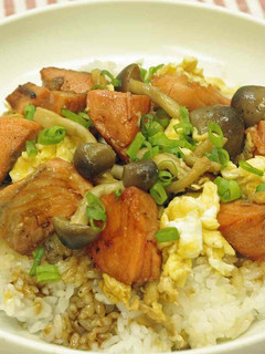 塩紅鮭としめじバターポン酢ぶっかけ丼-レシピのメイン写真