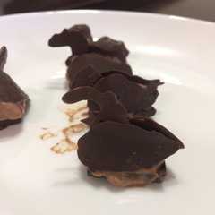 รูปของ 黒鳥のチョコ飾り