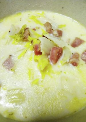 白菜とベーコンのクリームスープ-レシピのメイン写真