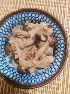 豚バラとしめじの辛子煮-レシピのメイン写真