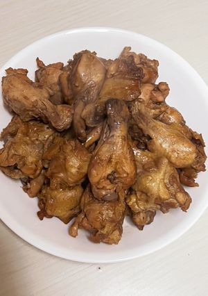余った焼きそばの素☆鶏肉の手羽元煮-レシピのメイン写真