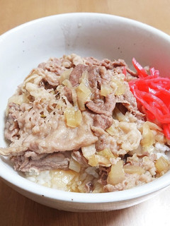 簡単!おうちで牛丼(さじ計量だけ)-レシピのメイン写真