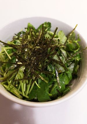 みつばをモリモリ食べるサラダ-レシピのメイン写真