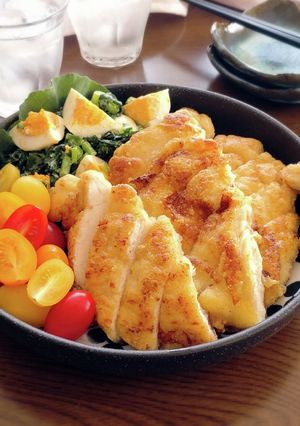 簡単節約☆鶏胸肉の大きなコンソメ唐揚げ。-レシピのメイン写真