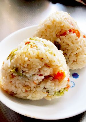 ワラビご飯おにぎり-レシピのメイン写真