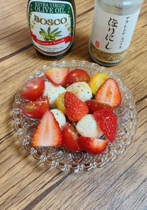 ほりにしでいちごとトマトのカプレーゼ-レシピのメイン写真