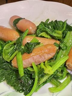 簡単・ほうれん草とソーセージの炒めもの-レシピのメイン写真