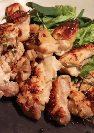 ヨーグルトハーブの柔らかグリルチキン-レシピのメイン写真