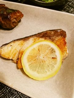 ブリのごま油塩焼き-レシピのメイン写真