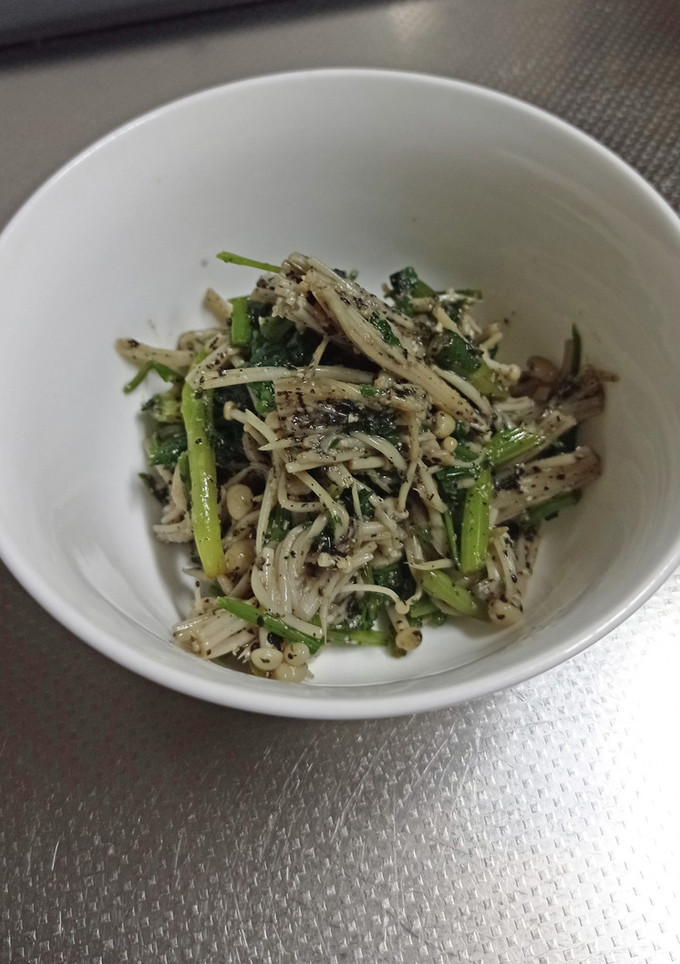 セリとえのき茸の胡麻和え-レシピのメイン写真