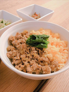 野菜も摂れちゃう三色そぼろ丼-レシピのメイン写真