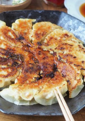 簡単ジューシー!新玉ねぎ餃子♪-レシピのメイン写真