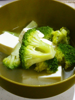 簡単ブロッコリーと豆腐のスープ-レシピのメイン写真