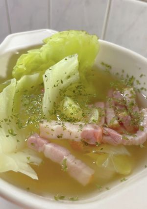 春キャベツたっぷりスープ♡煮るだけ簡単！-レシピのメイン写真