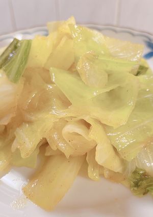 簡単で美味しい♡キャベツのカレー粉炒め煮-レシピのメイン写真