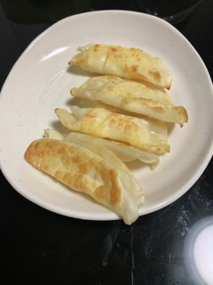 餃子の皮で!カマンベール入6Pチーズ巻き-レシピのメイン写真