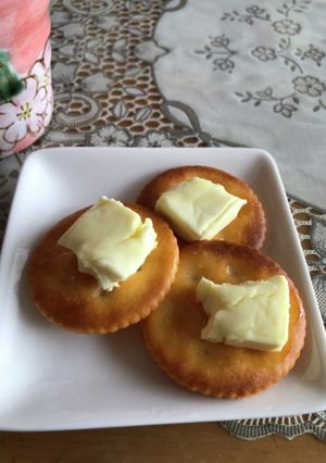 クリームチーズ☆はちみつスナック-レシピのメイン写真