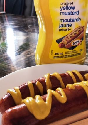 焼きソーセージにイエローマスタード-レシピのメイン写真
