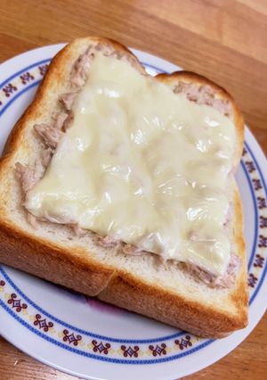 激旨ベストマッチ☆ツナマヨチーズトースト-レシピのメイン写真