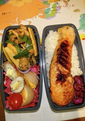 サーモン西京焼チンジャオロース弁当-レシピのメイン写真
