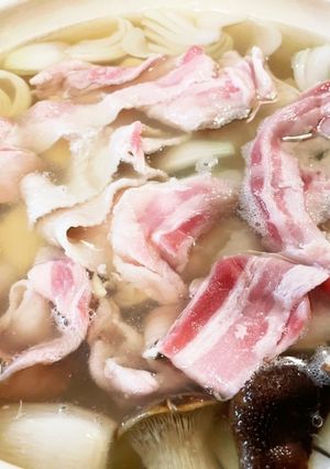 新玉葱と豚バラ肉のしゃぶしゃぶ鍋-レシピのメイン写真