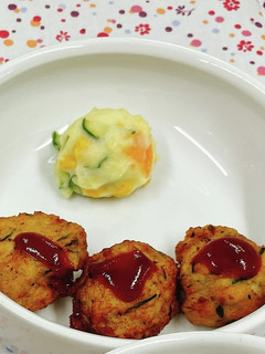 【保育園給食】鶏ひき肉と豆腐のナゲット-レシピのメイン写真