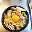 ニンニクたっぷりスタ丼