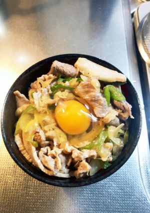 ニンニクたっぷりスタ丼-レシピのメイン写真