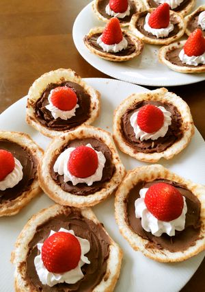 パンカップde生チョコホイップ苺タルト♪-レシピのメイン写真