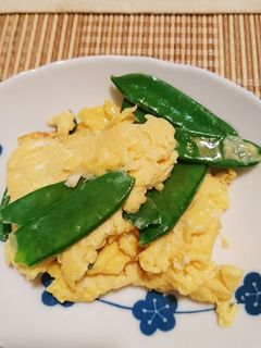 簡単!スナップえんどうの卵とじ〜-レシピのメイン写真