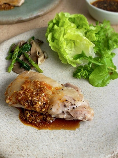 ごはんに合う♪ゆで鶏のピリ辛香味ソース♪-レシピのメイン写真