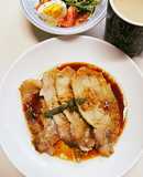 豚生姜焼き用肉の刻み青じそチューブ掛け♡