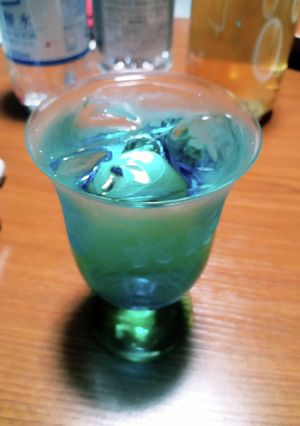 ブルーハワイシロップでカクテル風♡-レシピのメイン写真