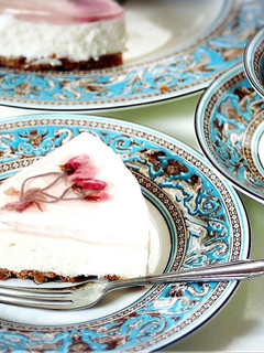 春が香る♪桜のレアチーズケーキ-レシピのメイン写真