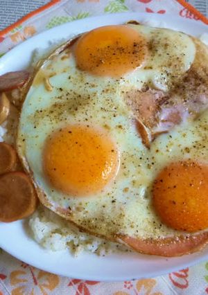 トリプルハムエッグのカフェ丼-レシピのメイン写真